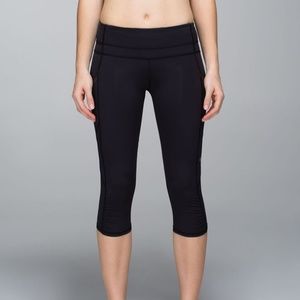 Lululemon Black Cropped Leggings